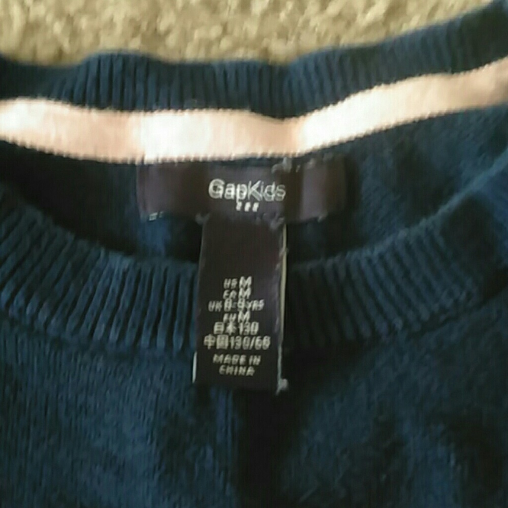 Sweater - Picture 3 of 3